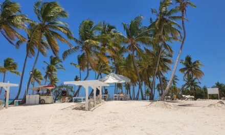 Juanillo Beach – Ruhe statt Rambazamba