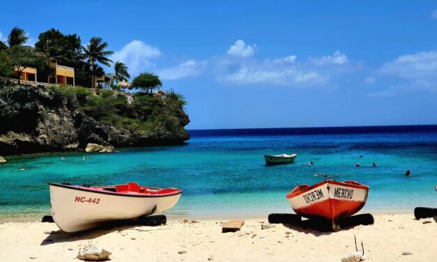 Curaçao: Zwischen karibischer Kulisse, europäischer Vergangenheit und potemkinschem Dorf