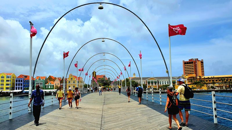 Schwimmbrücke Willemstad Curaçao